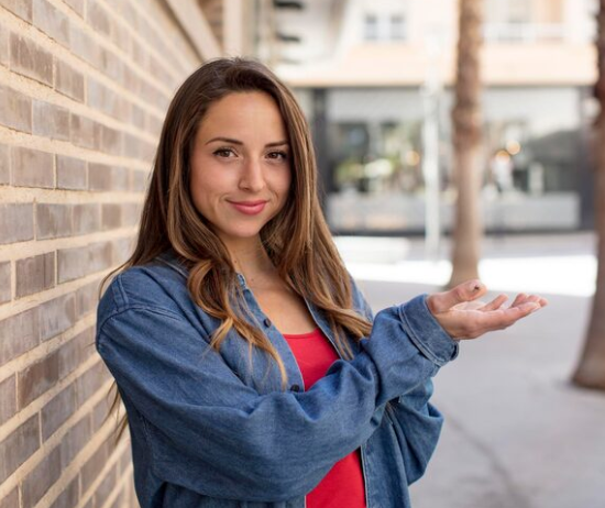 <strong>Camila J.</strong>