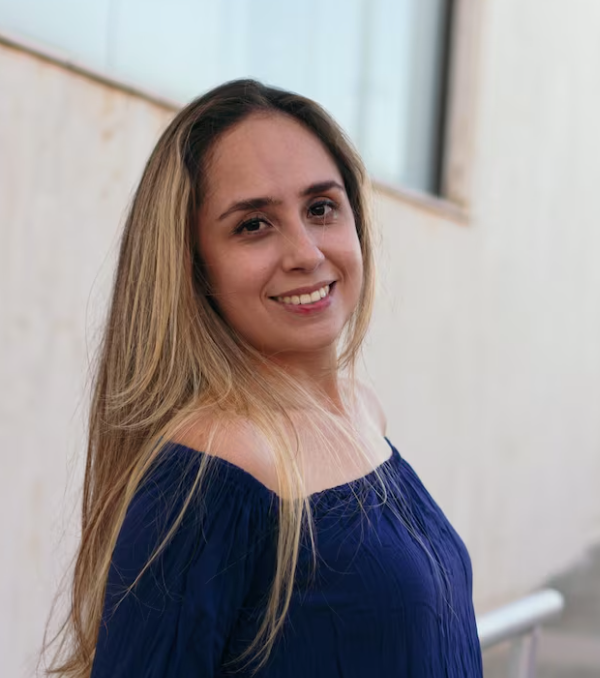 <strong>Danae R.</strong>