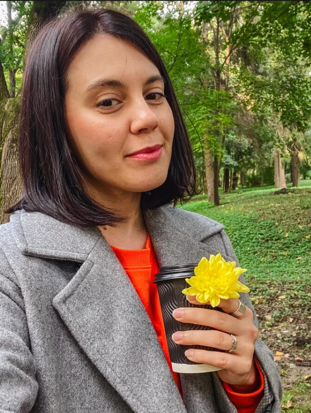 Lucía R.